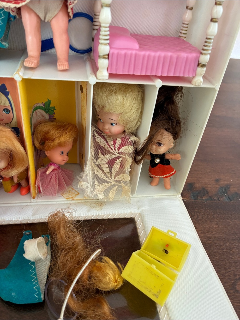 Vintage Mattel Kiddles Collector’s Case, Cinderella coach, dolls, accessories - Picture 8 of 12